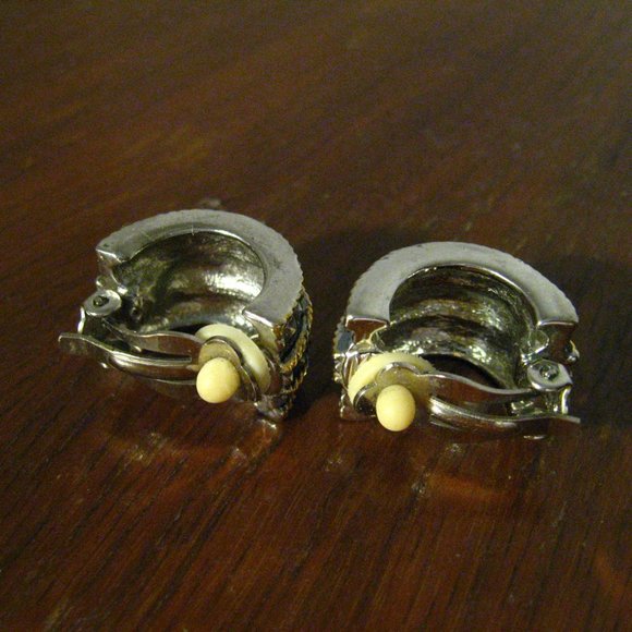 🛍 Mid Century 1960's Silver Gold Clip On Earrings - Picture 7 of 9